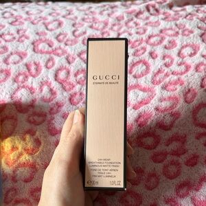 Gucci Éternité de Beauté Foundation - Tan